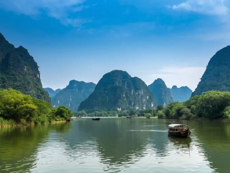 Book Ninh Binh Shuttle bus and limousine ticket via WhatsApp