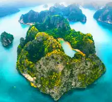 Daily shuttle bus service transporting tourists from Ninh Binh to Halong Bay