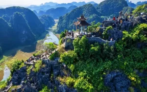 Stunning Mua Cave viewpoint overlooking Tam Coc and Ngo Dong river in Ninh Binh