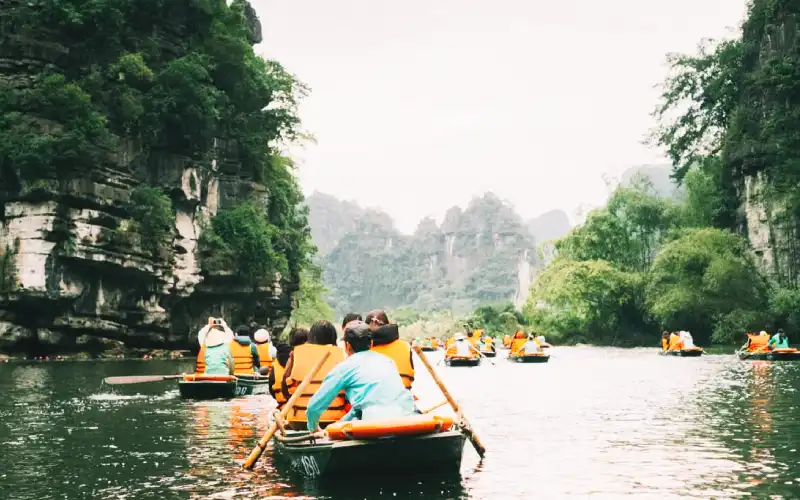 Traditional boat tour through Trang An Landscape Complex