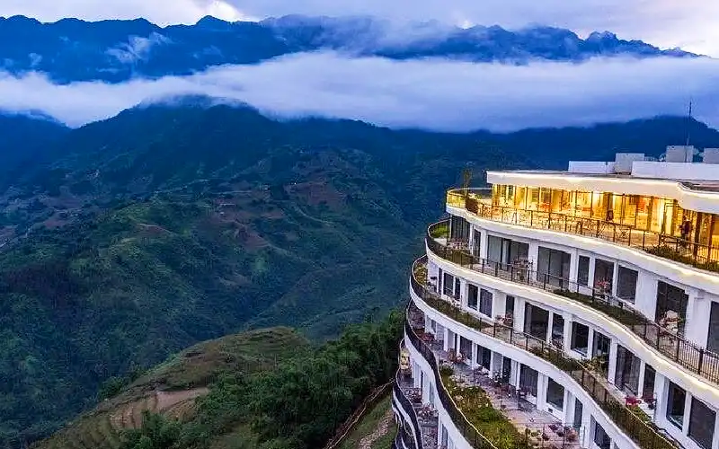 Best hotels in Sapa with mountain views and rice terraces