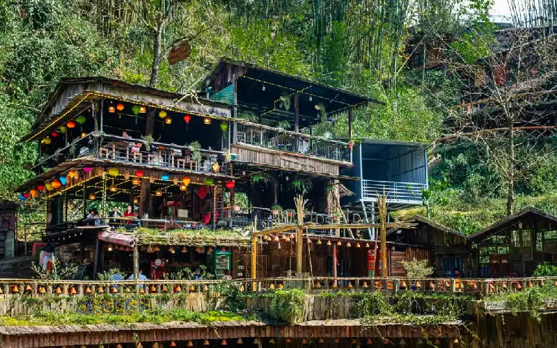 Cat Cat Village trekking trail in Sapa