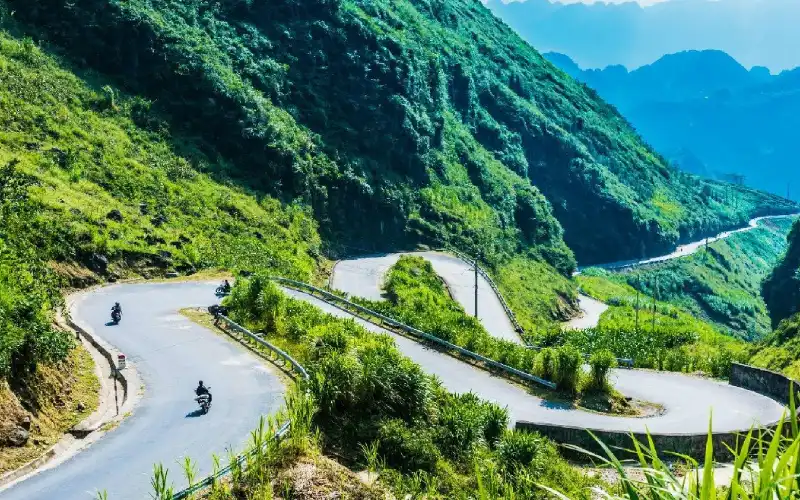 Travel from Hanoi to Sapa by road