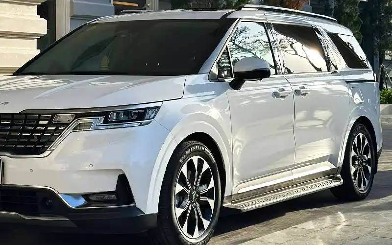 northern-vietnam-transportation-limousine-private-car Limousine and private car transportation in Northern Vietnam